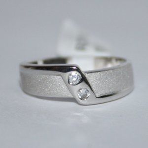 Vintagejelyfish Silver Ring with Clear Stones